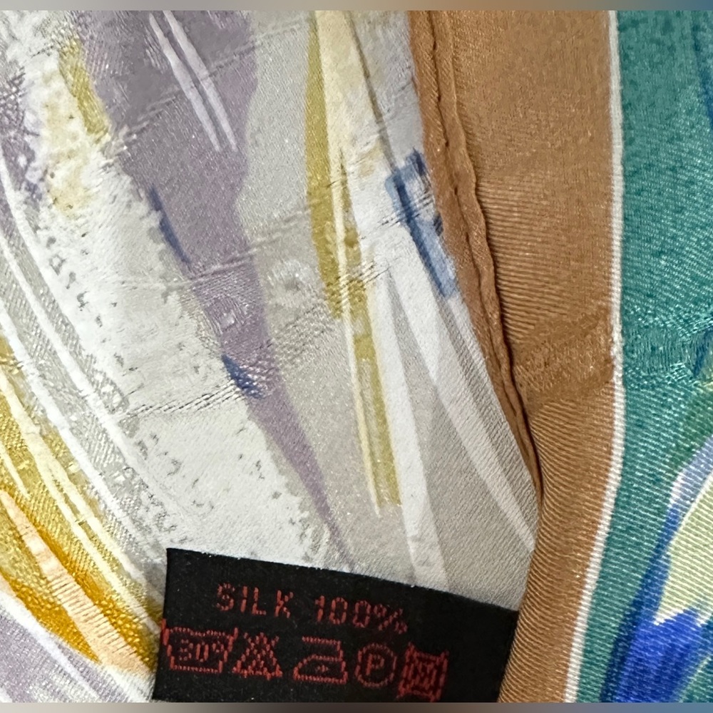 Sold-100% Silk scarf square - Picture 6 of 8